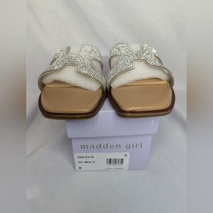 NIB Madden Girl Haily R Flat Slide Sandals Women's Size 8